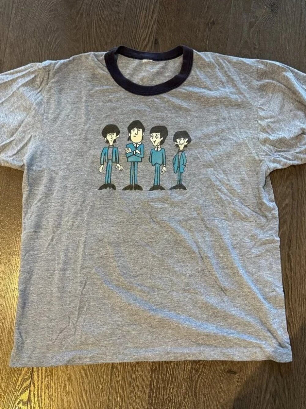 VINTAGE BEATLES RINGER TSHIRT SIZE XS